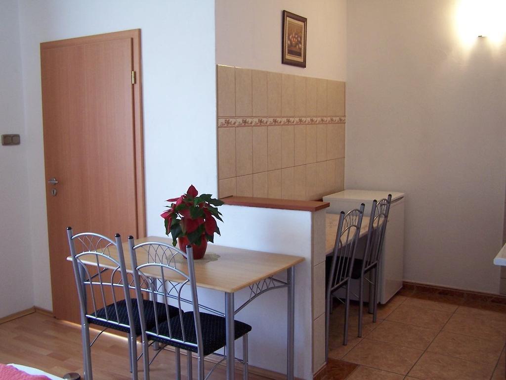 Akácia Apartman Budapeste Quarto foto